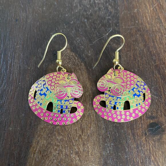 Vintage Berebi Articulated Cat Dangle Earrings Gold Tone Pink Blue - Picture 1 of 5